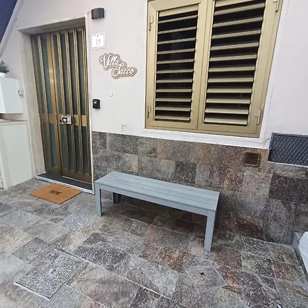 Sacco Apartament *