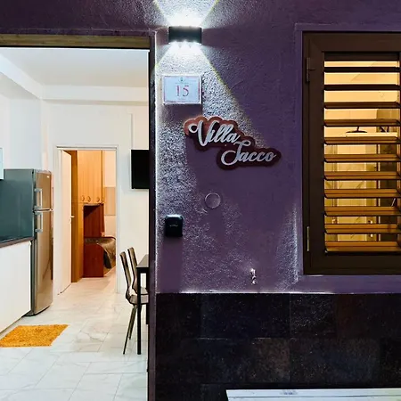 Apartament Sacco *